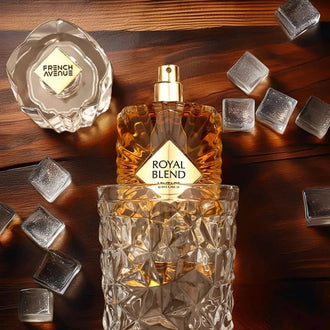 Sticla de parfum French Avenue Royal Blend Vintage Extract de Parfum 100 ml, design elegant si luxos, cu finisaje atent lucrate, potrivit pentru iubitorii de parfumuri orientale rafinate