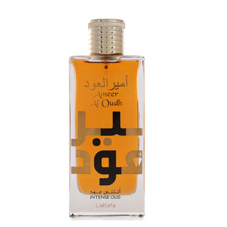 Parfum Lattafa Ameer al Oudh Intense 100 ml, flacon ce sugereaza caldura si intensitatea.