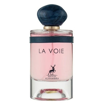 Parfum Alhambra La Voie 100 ml, flacon elegant cu dop albastru si inel auriu.