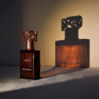 Sticla de parfum Swiss Arabian Oud 01 Extrait de Parfum 50 ml, design elegant si luxos, cu finisaje atent lucrate, potrivit pentru iubitorii de parfumuri orientale rafinate