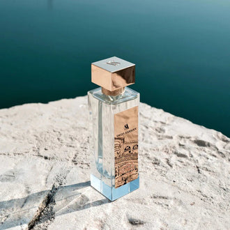 Sticla de parfum Swiss Arabian Passion of Venice Extrait de Parfum 100 ml, design elegant si luxos, cu finisaje atent lucrate, potrivit pentru iubitorii de parfumuri orientale rafinate