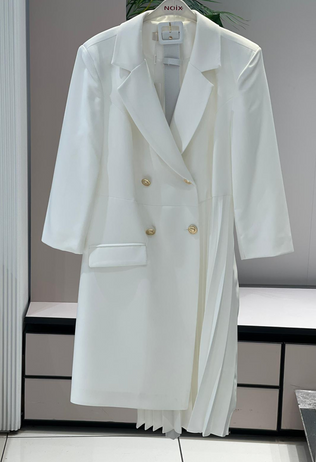 Diana elegant white trench dress with pleats