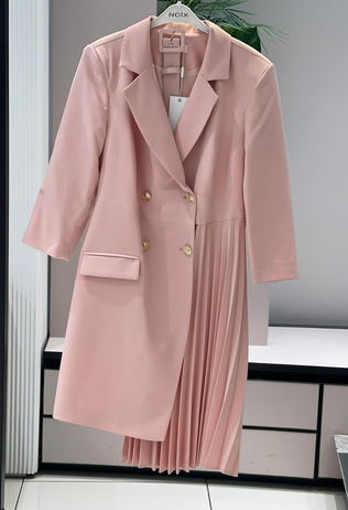 Diana elegant powder pink trench dress with pleats 