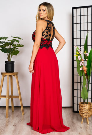 Long red Verona evening dress in veil and lace with sequins 