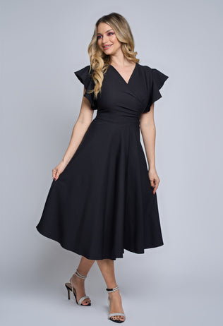 Elegant black Anna clos dress with ruffles on the sleeves