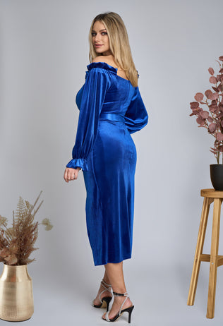Elegant blue velvet Fiona dress with puff sleeves 